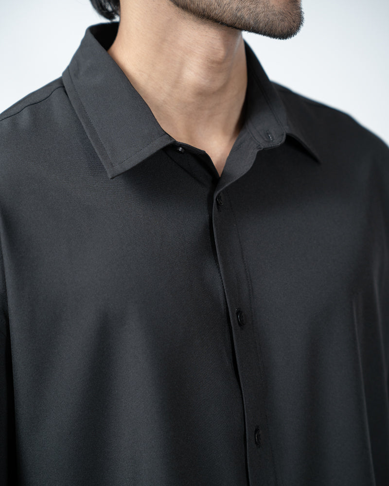 Oversized Flow Shirt in Jet Black