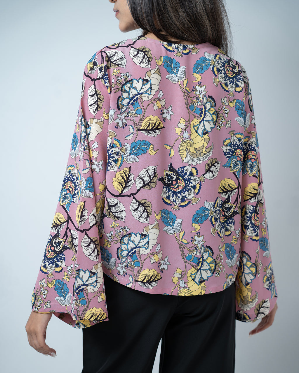 Women’s Floral Printed String Tie top in Pink