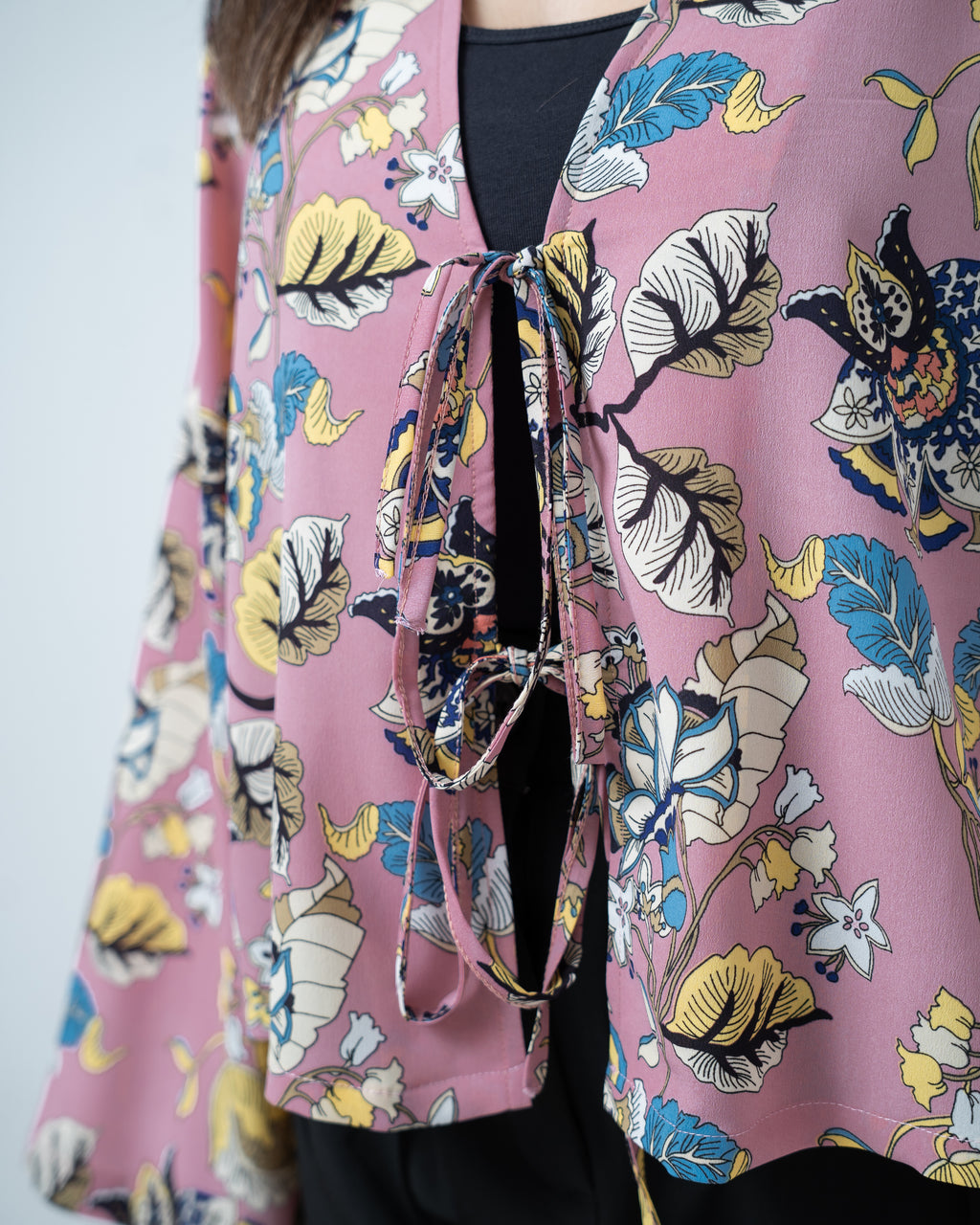 Women’s Floral Printed String Tie top in Pink